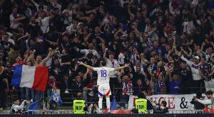 罗马诺：曼城10号位引援有意切尔基怀特 正与米兰接触谈赖因德斯