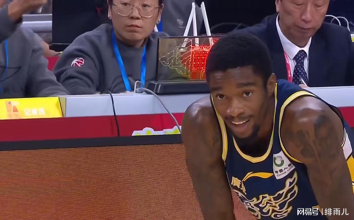 英超直播-太适合广东队！NBA强力中锋确认离队，或被朱芳雨“重金”抢下？